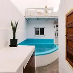 Nora's Ixia Summer House Дом отдыха