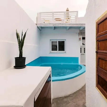 Nora's Ixia Summer House בית נופש