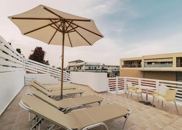 Nora's Ixia Summer House * イアリソス