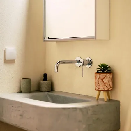 Nora's Ixia Summer House